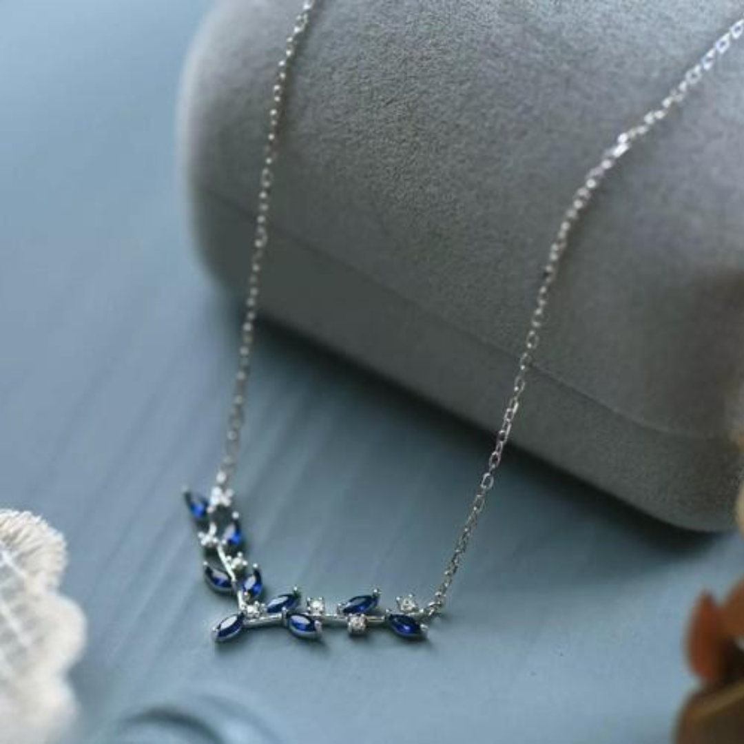 Leaf Whisper Necklace