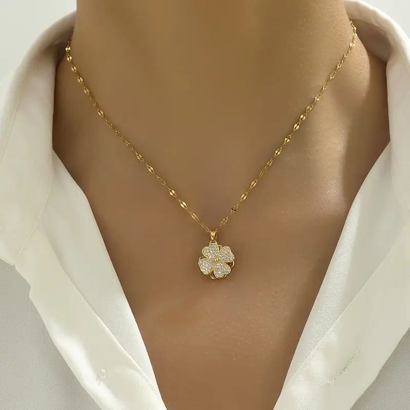 Glissora Necklace