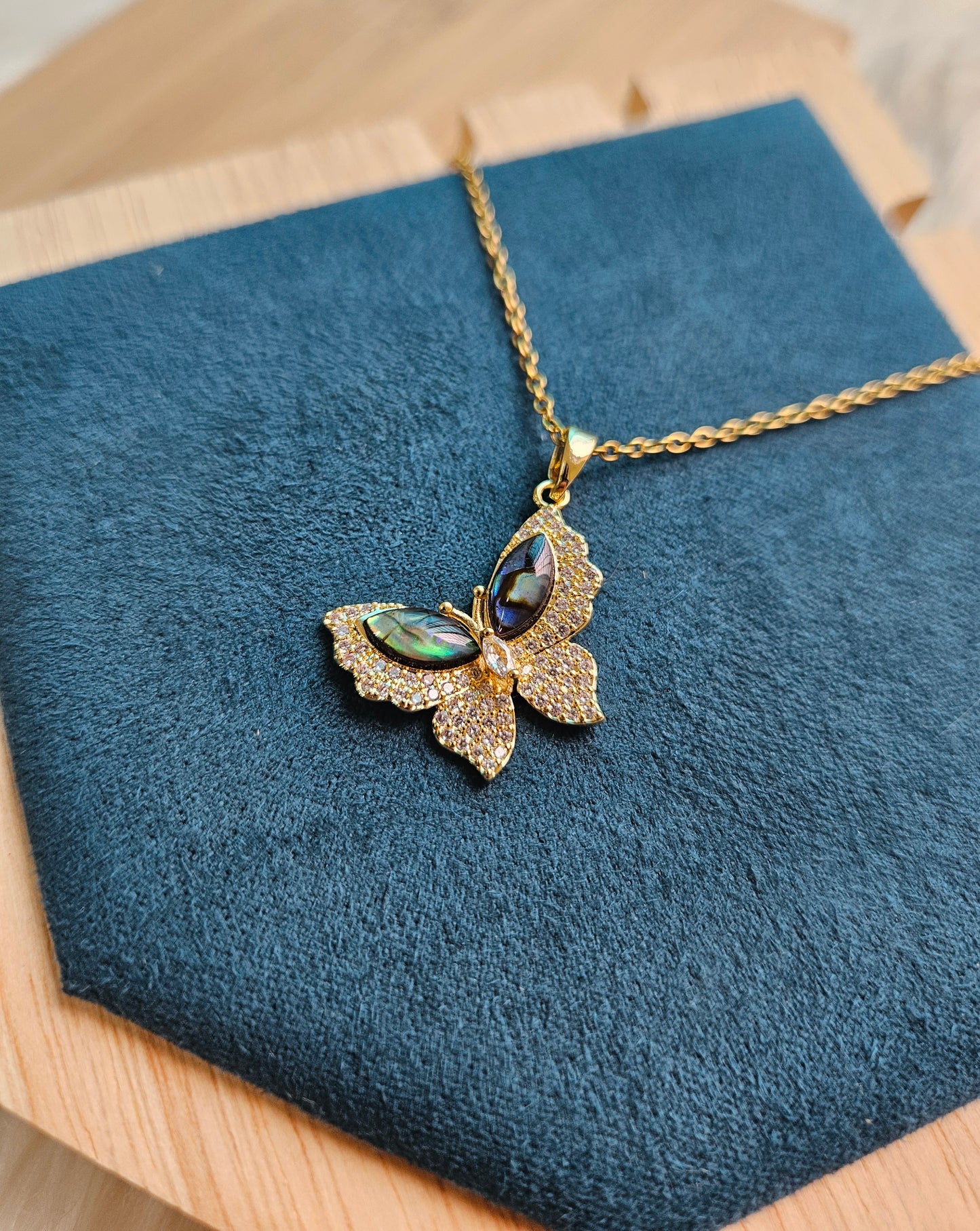 Golden Papillon Neckpiece