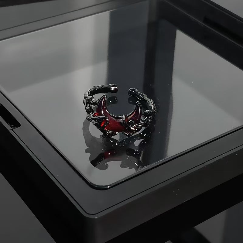 Blood Lunar Claw