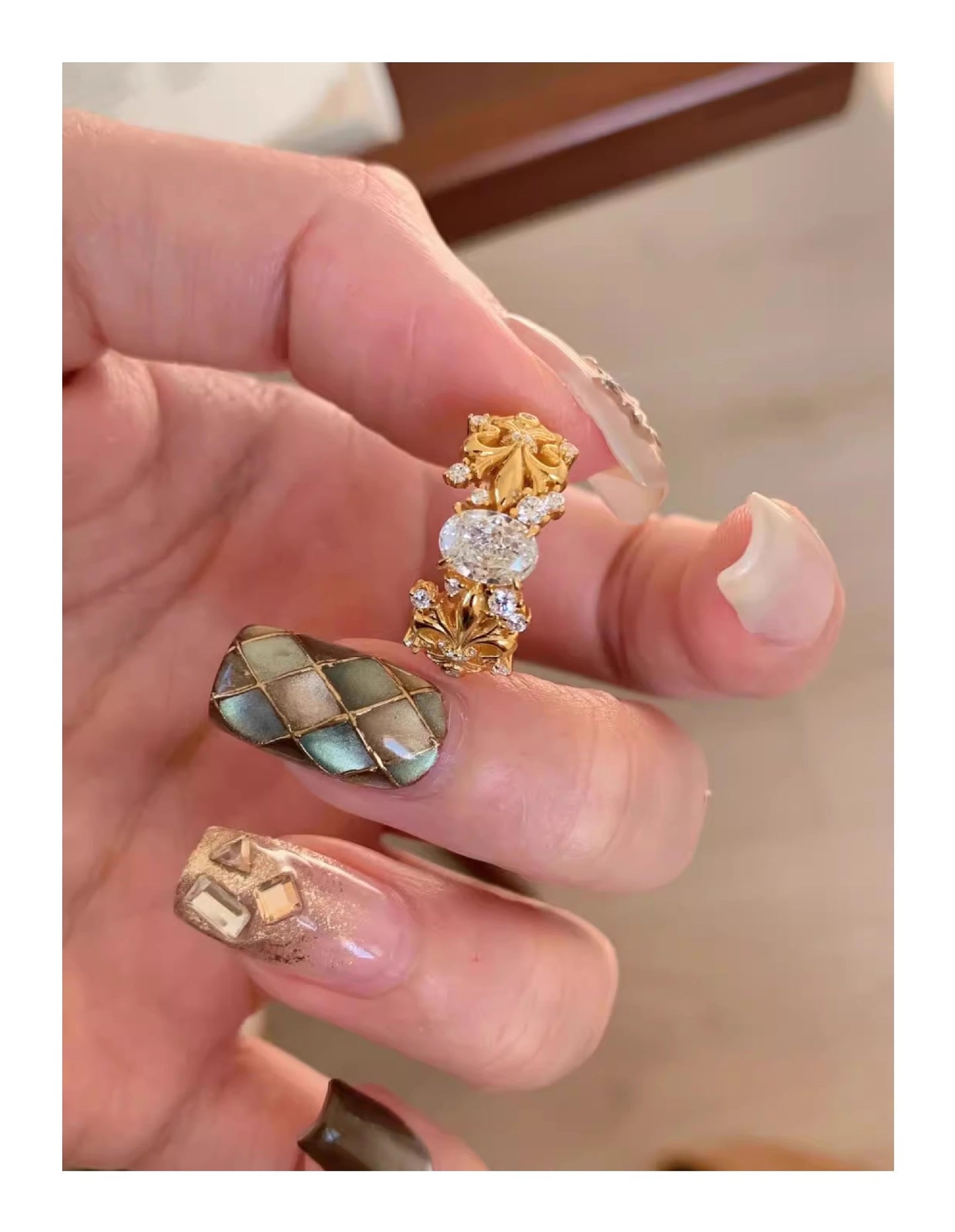 Aurora Vine Ring