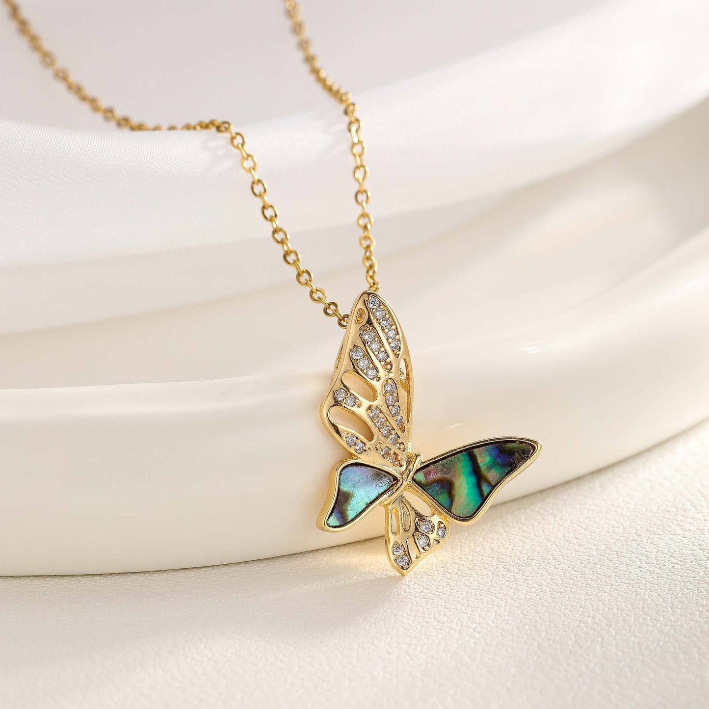 Papillon d’Amour Neckpiece