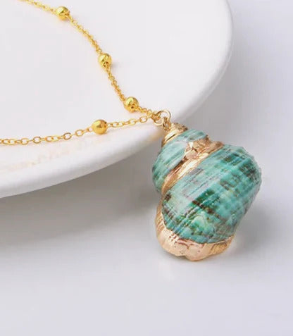 Verdant Wave Necklace