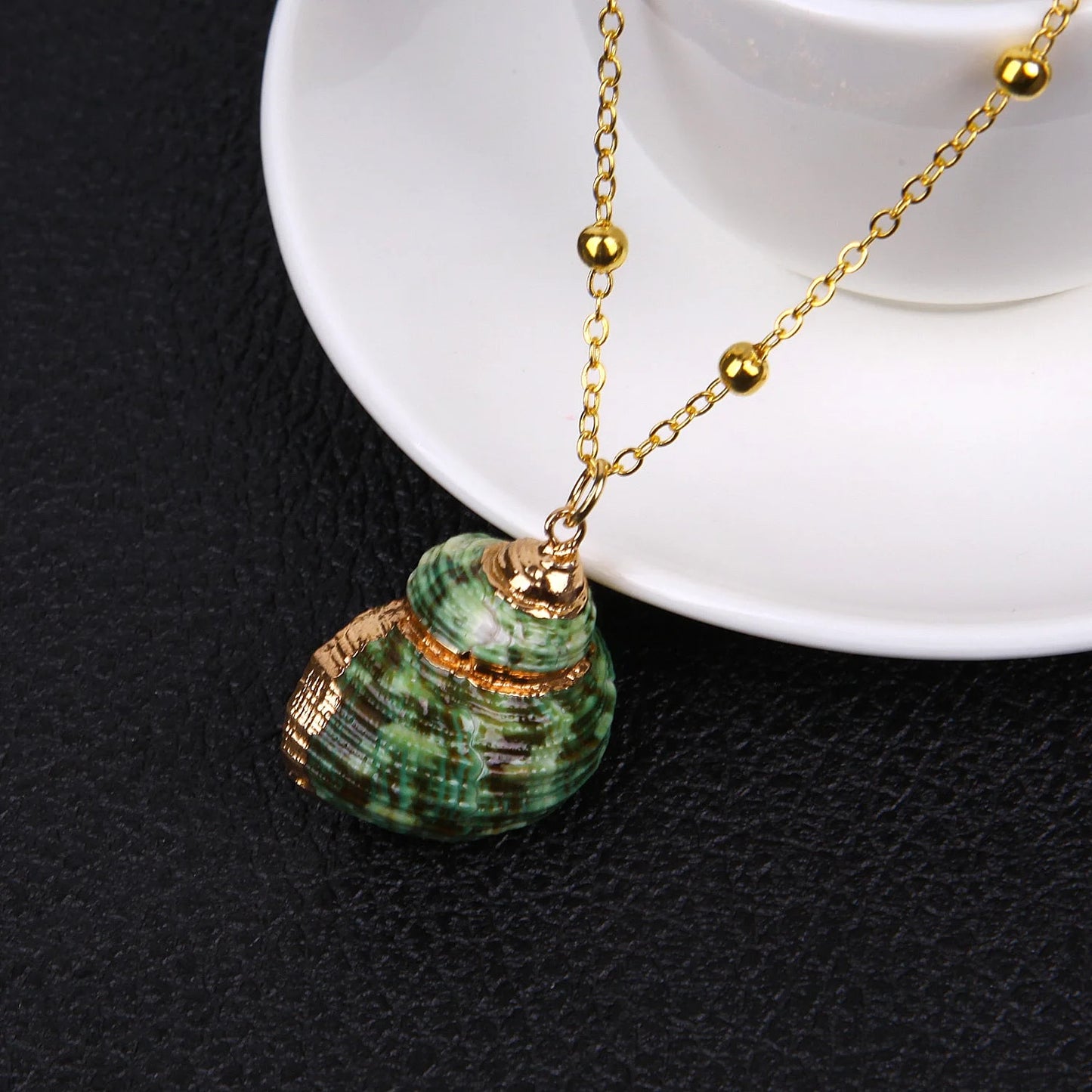 Verdant Wave Necklace