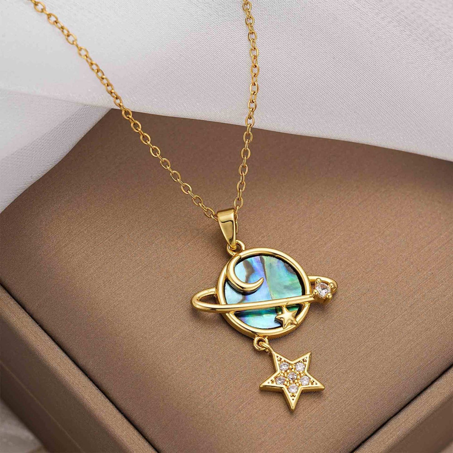 Orbit Muse Necklace