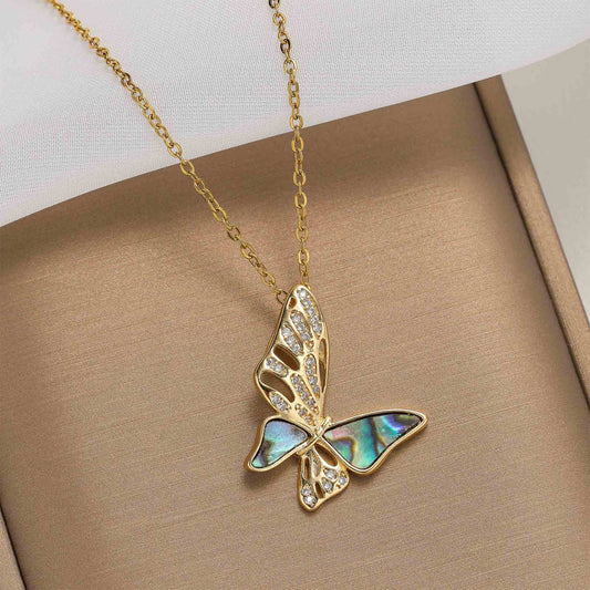 Papillon d’Amour Neckpiece