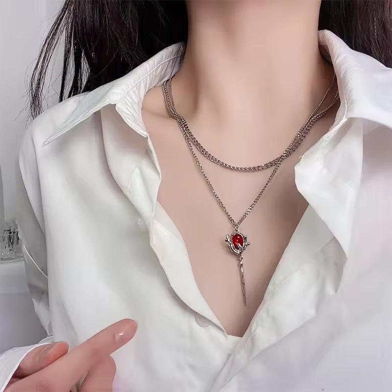 Rose in Thorne Necklace