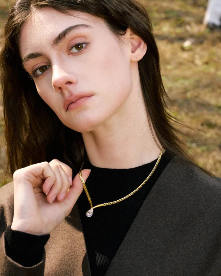 Auracle Drop Neckpiece