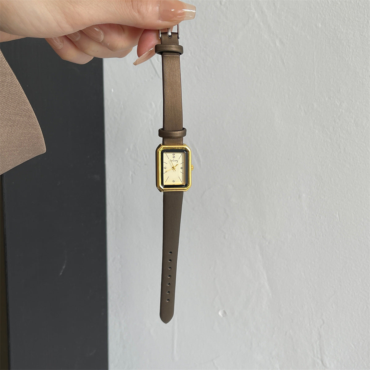 Velora Edge Watch